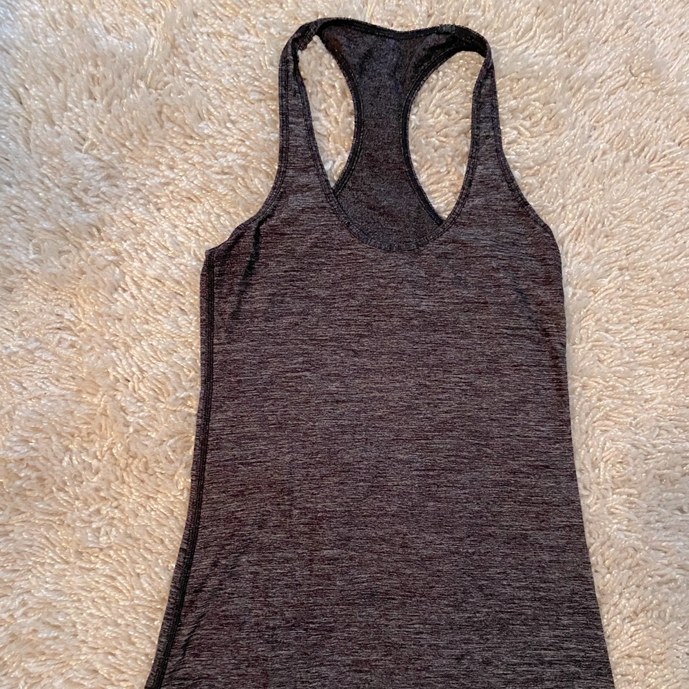 Lululemon size 8